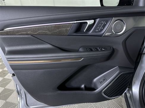 New 2026 Buick Enclave Avenir w/ Super Cruise Package image 23