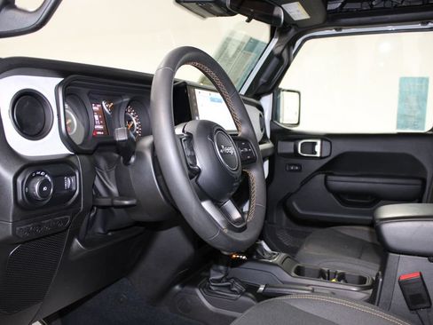 Used 2024 Jeep Wrangler Sport AWD/4WD image 21