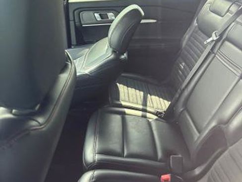 Certified 2025 Ford Explorer ST-Line RWD image 6
