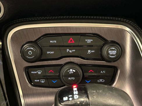 Used 2017 Dodge Challenger SXT Plus image 44