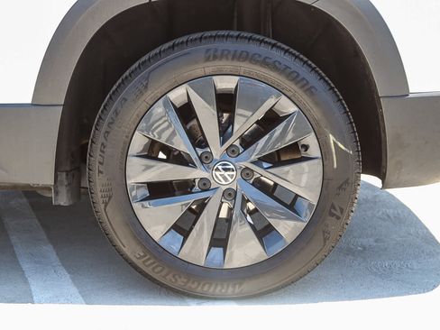 Used 2023 Volkswagen Taos S image 10