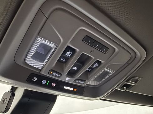 Used 2022 Chevrolet Silverado 2500 LTZ w/ LTZ Plus Package image 44