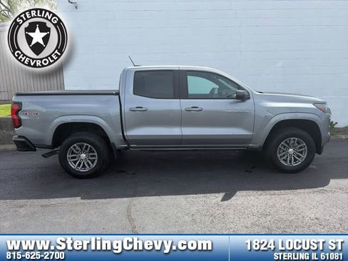 Used 2024 Chevrolet Colorado LT w/ LT Convenience Package AWD/4WD image 6