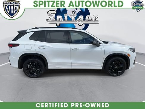 Used 2025 Volkswagen Tiguan SE R-Line AWD/4WD image 10