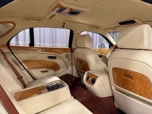 Used 2012 Bentley Mulsanne image 14