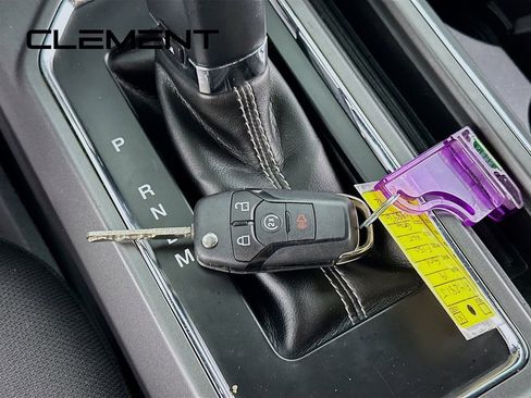 Used 2019 Ford F150 XLT w/ Equipment Group 302A Luxury AWD/4WD image 24