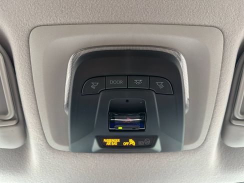 Certified 2025 Toyota Corolla Cross LE FWD image 16