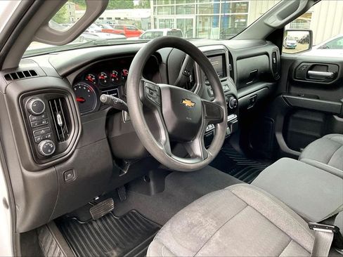 Used 2023 Chevrolet Silverado 1500 Custom AWD/4WD image 8