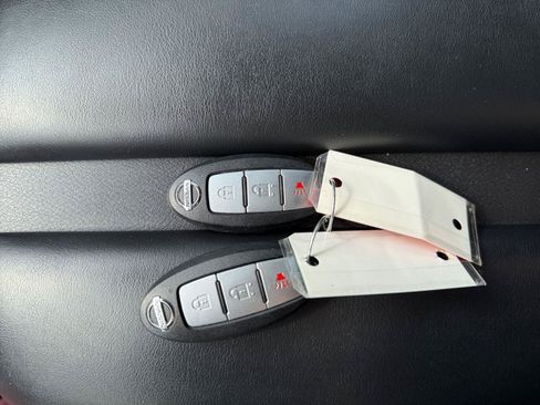 Used 2022 Nissan Murano S AWD/4WD image 30