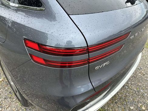 New 2026 Genesis GV70 2.5T Select AWD/4WD image 8