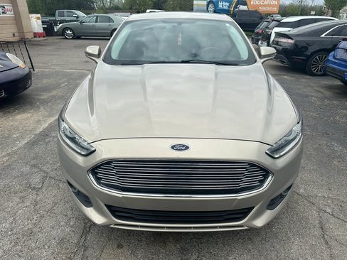 Used 2016 Ford Fusion SE w/ Equipment Group 201A image 11