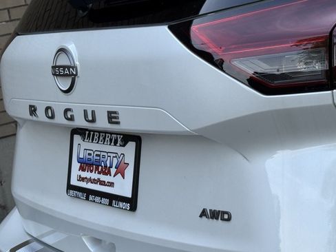 New 2026 Nissan Rogue SV AWD/4WD image 21