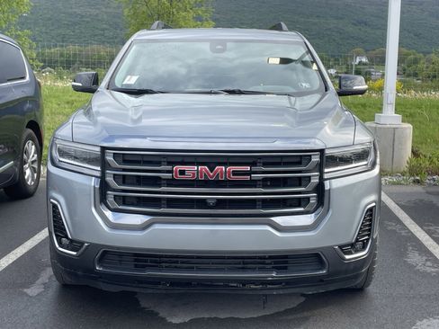Used 2023 GMC Acadia AT4 w/ Technology Package AWD/4WD image 3