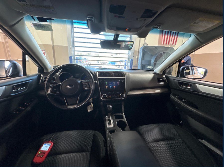 Used 2019 Subaru Outback 2.5i Premium AWD/4WD image 4