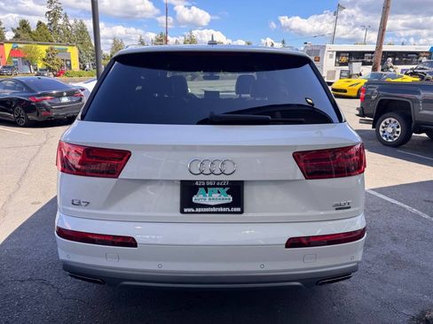 Used 2017 Audi Q7 3.0T Premium Plus AWD/4WD image 2