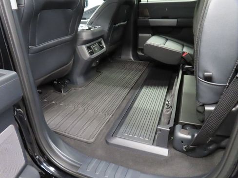 Used 2026 Ford F350 Lariat w/ Lariat Ultimate Package AWD/4WD image 57