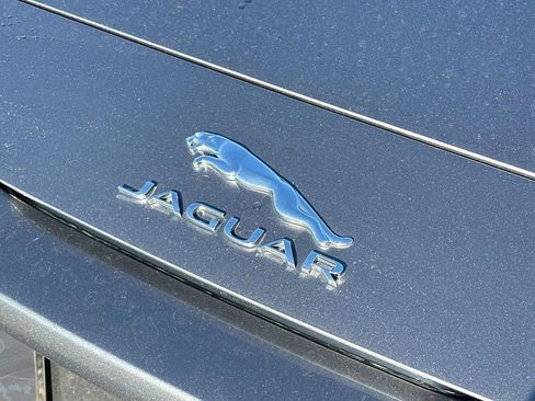 Used 2017 Jaguar F-TYPE S image 8