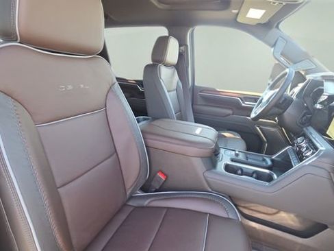 New 2026 GMC Sierra 3500 Denali w/ Denali Reserve Package image 15