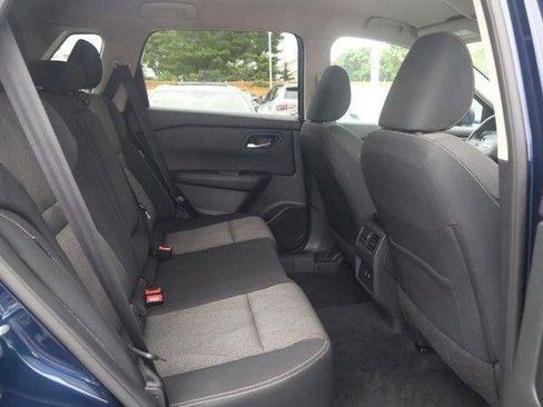 Used 2025 Nissan Rogue SV FWD image 22