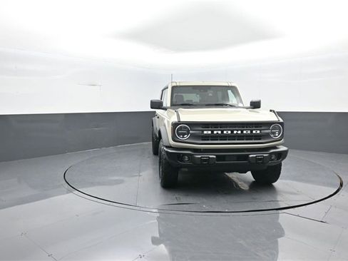New 2026 Ford Bronco Big Bend image 2