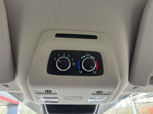 Used 2022 Ford Transit 350 XLT image 30