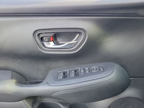 Used 2024 Honda HR-V LX image 17