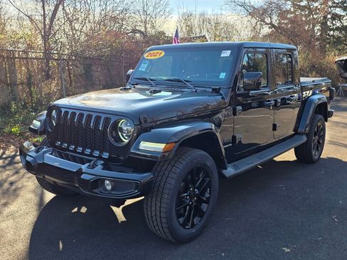 Used 2021 Jeep Gladiator Overland image 3