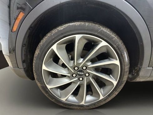 Used 2023 Lincoln Nautilus Reserve w/ Equipment Group 202A image 25