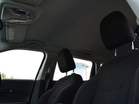 Used 2021 Jeep Compass Sport w/ Cold Weather Group image 13