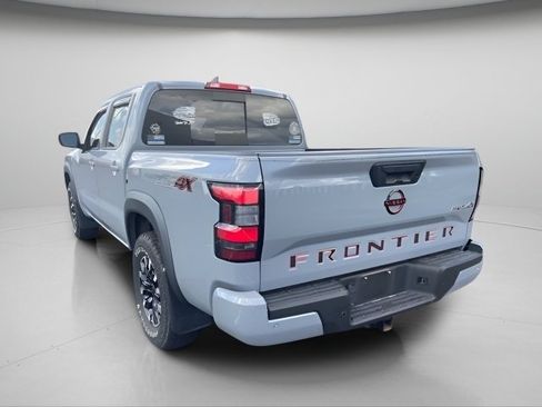 Used 2023 Nissan Frontier PRO-4X w/ Pro Convenience Package AWD/4WD image 13