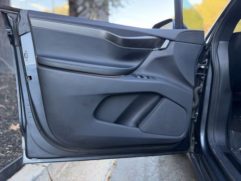 Used 2017 Tesla Model X P100D image 31