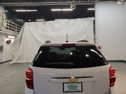 Used 2017 Chevrolet Equinox LT w/ Convenience Package AWD/4WD image 5