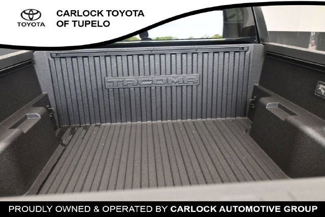Used 2026 Toyota Tacoma SR5 AWD/4WD image 32