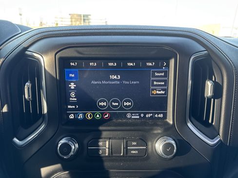 Certified 2021 GMC Sierra 1500 AT4 w/ AT4 Premium Package image 16