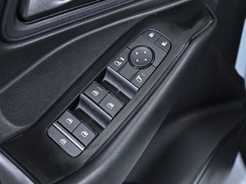 Certified 2025 Nissan Rogue S image 20