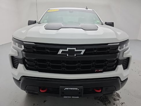 Used 2023 Chevrolet Silverado 1500 LT Trail Boss w/ Protection Package AWD/4WD image 5