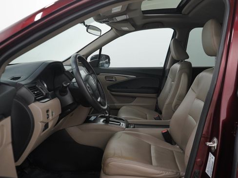 Used 2019 Honda Ridgeline RTL image 19