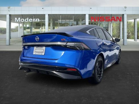 New 2026 Nissan Sentra SR image 5