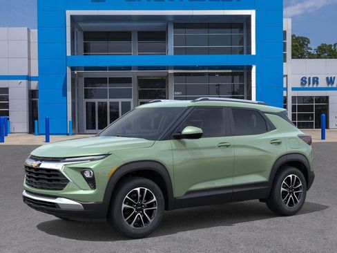 New 2026 Chevrolet TrailBlazer LT image 2