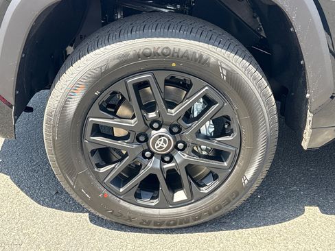 New 2026 Toyota Tundra SR5 image 5