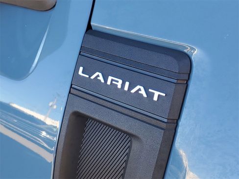 Used 2022 Ford Maverick Lariat w/ Lariat Luxury Package image 5