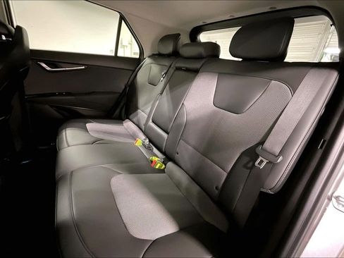Used 2024 Kia Niro Wind w/ Wind Preserve Package FWD image 32