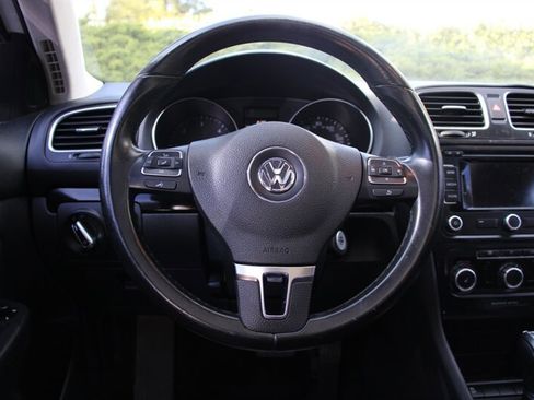 Used 2014 Volkswagen Jetta TDI FWD image 19