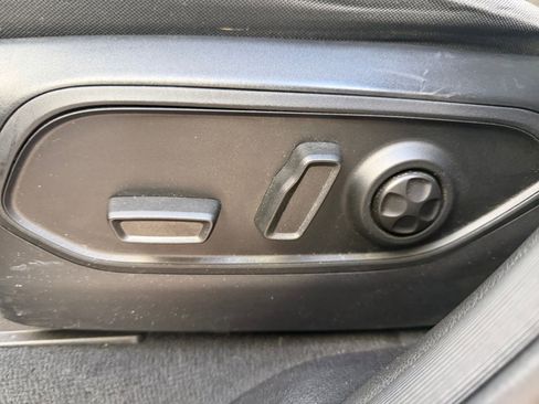 Used 2023 Jeep Grand Cherokee Laredo w/ Luxury Tech Group I image 20