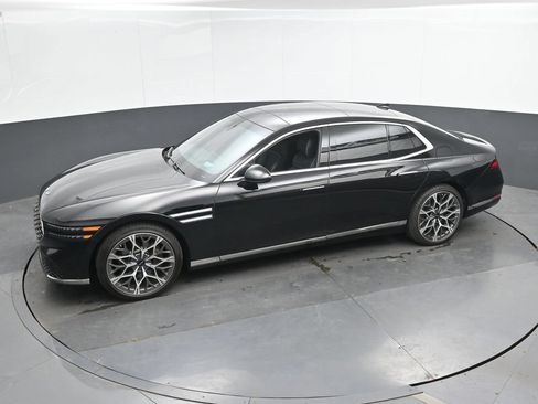 Used 2023 Genesis G90 3.5T AWD/4WD image 38