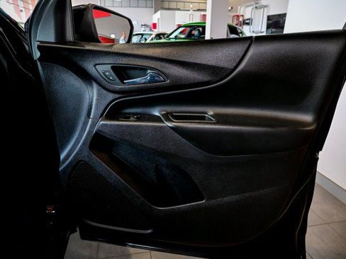 Used 2019 Chevrolet Equinox LT FWD image 27