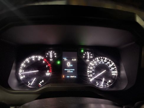 Used 2023 Toyota Tundra Limited image 22