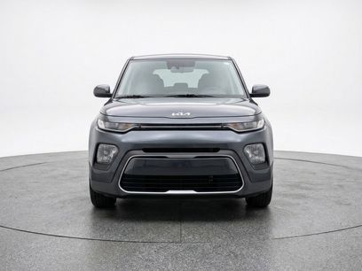 Used 2025 Kia Soul LX w/ LX Technology Package