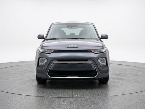 Used 2025 Kia Soul LX w/ LX Technology Package image 1