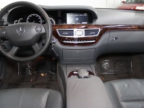 Used 2008 Mercedes-Benz S 550 image 2